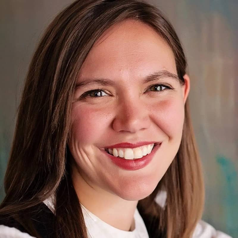 Portrait of Amber Hinds