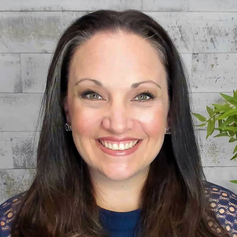 Portrait of Jennifer Bourn